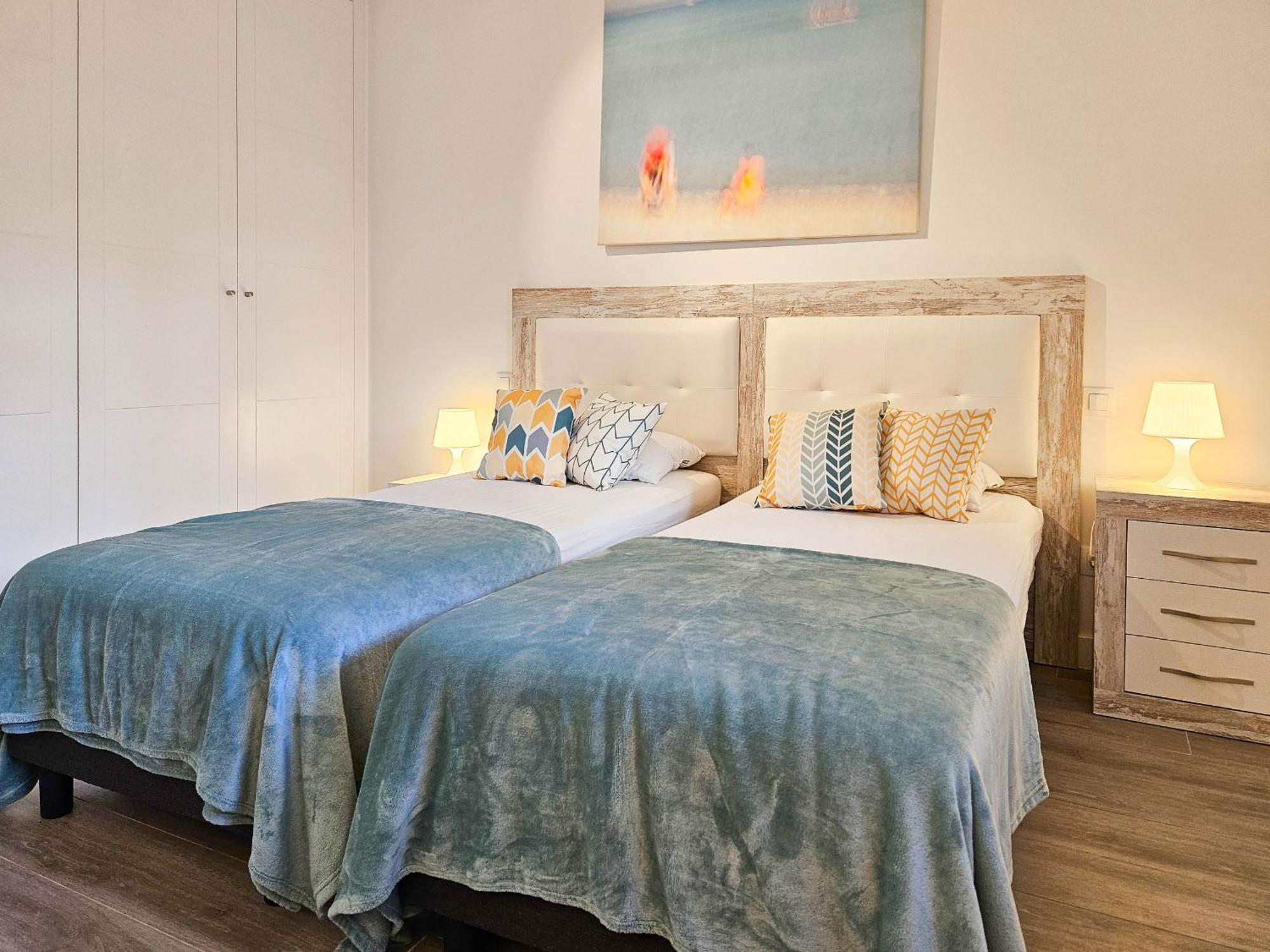 Luxury Ground Floor Apt - 300 M To Cabopino Golf Marbella Eksteriør bilde