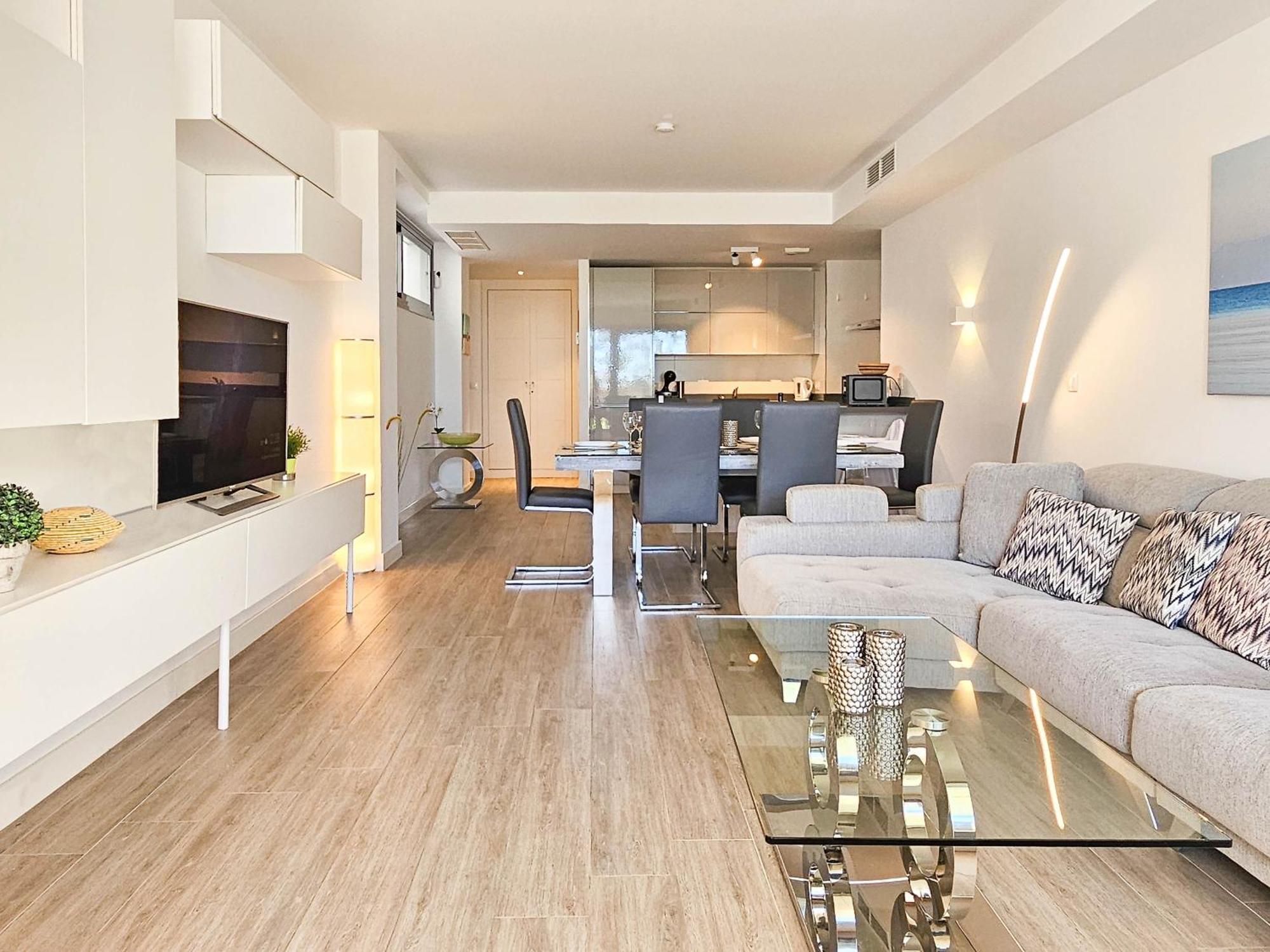 Luxury Ground Floor Apt - 300 M To Cabopino Golf Marbella Eksteriør bilde