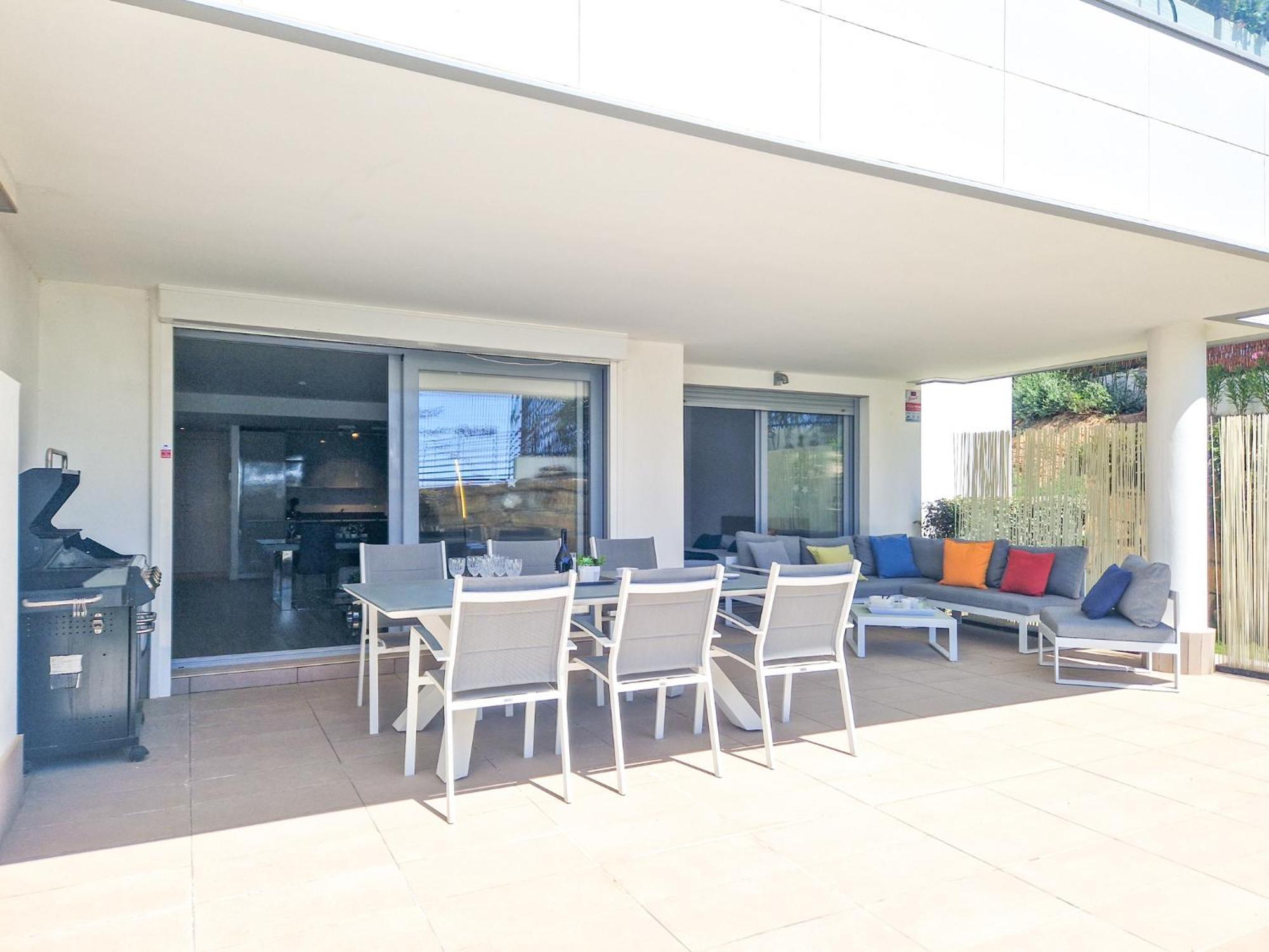 Luxury Ground Floor Apt - 300 M To Cabopino Golf Marbella Eksteriør bilde