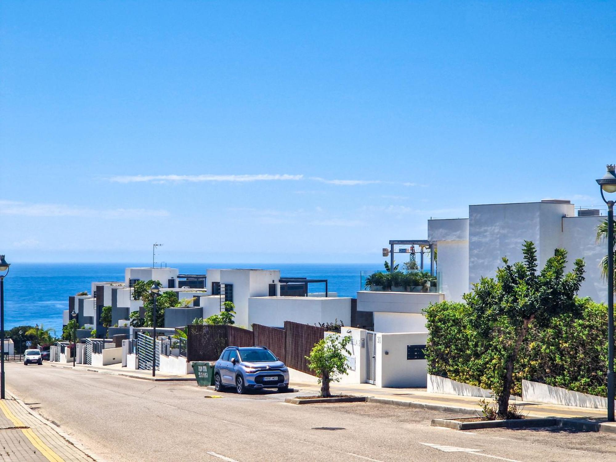 Luxury Ground Floor Apt - 300 M To Cabopino Golf Marbella Eksteriør bilde
