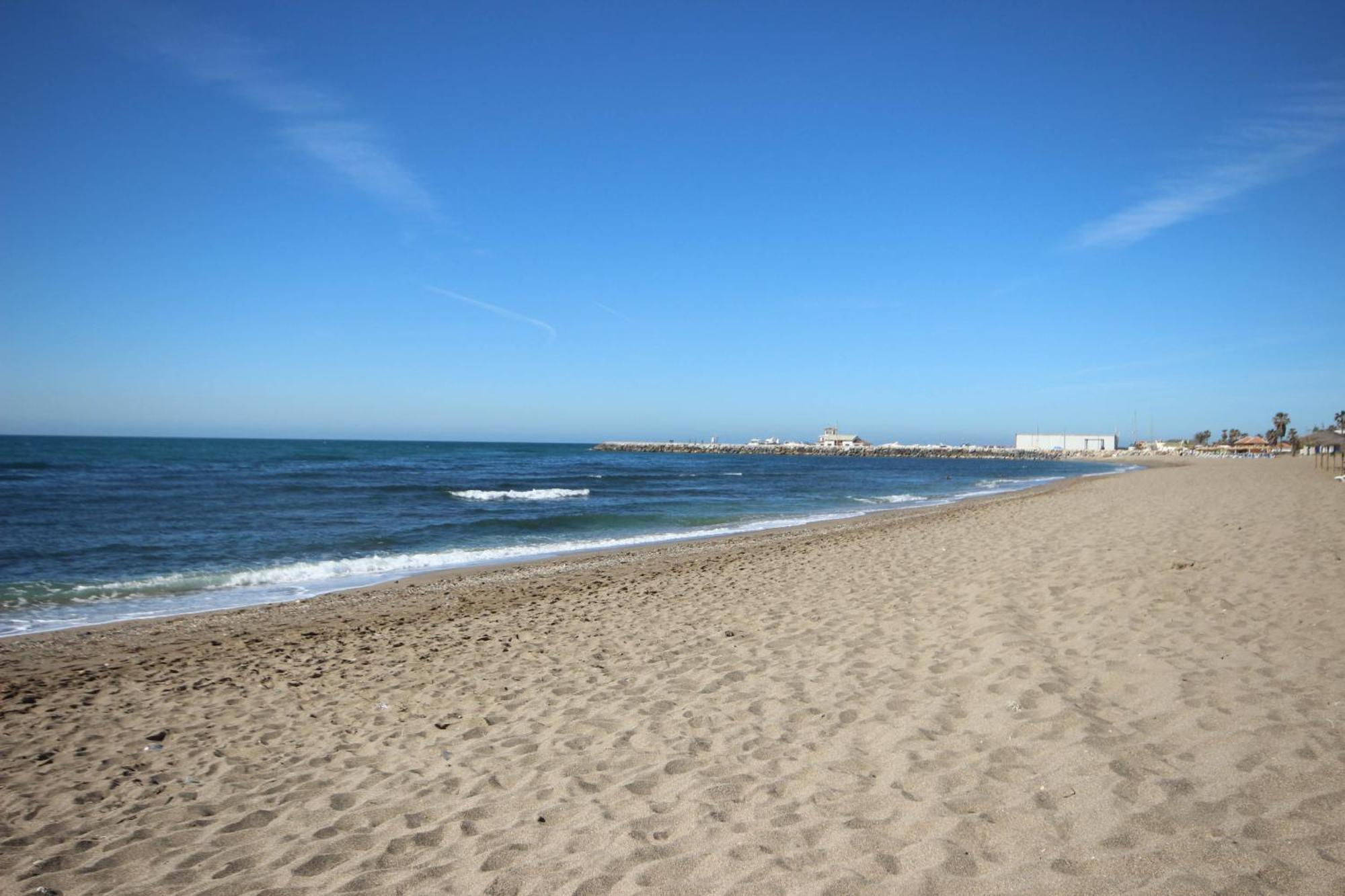 Luxury Ground Floor Apt - 300 M To Cabopino Golf Marbella Eksteriør bilde