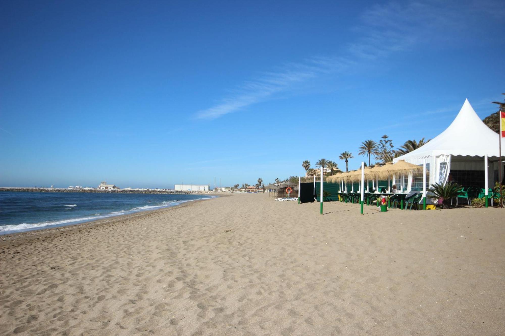 Luxury Ground Floor Apt - 300 M To Cabopino Golf Marbella Eksteriør bilde
